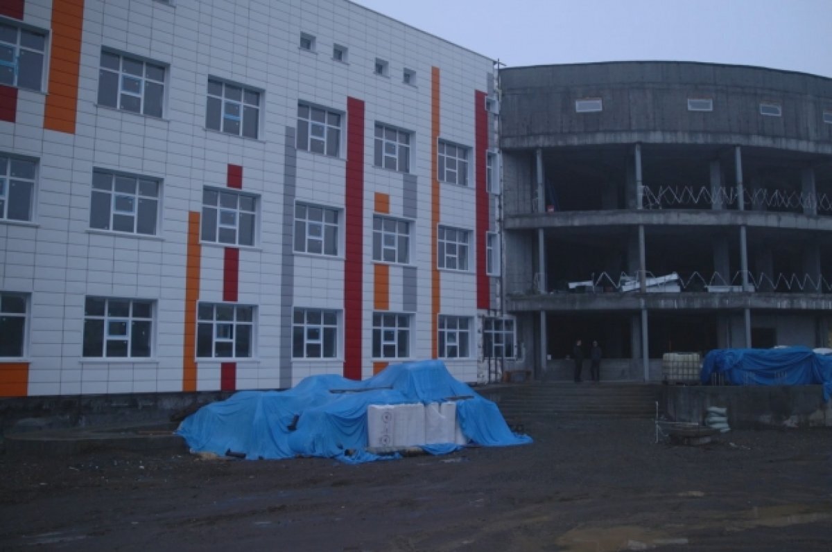    Строительство корпуса школы № 40 на Камчатке ведётся согласно графику