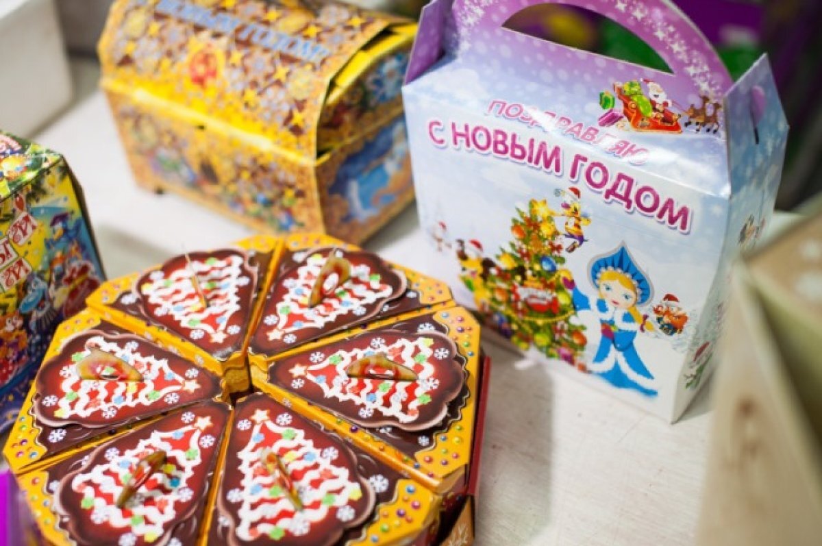    Глава Совета отцов НСО собирает 120 тысяч на подарки детям Донбасса