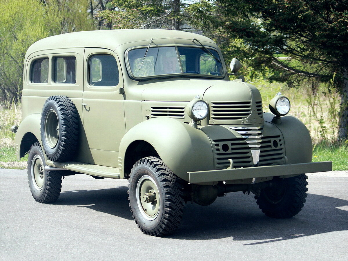 Автомобили второй. Dodge t202. Dodge t202 VC-6 Carryall. Додж военный 40. Dodge t207.