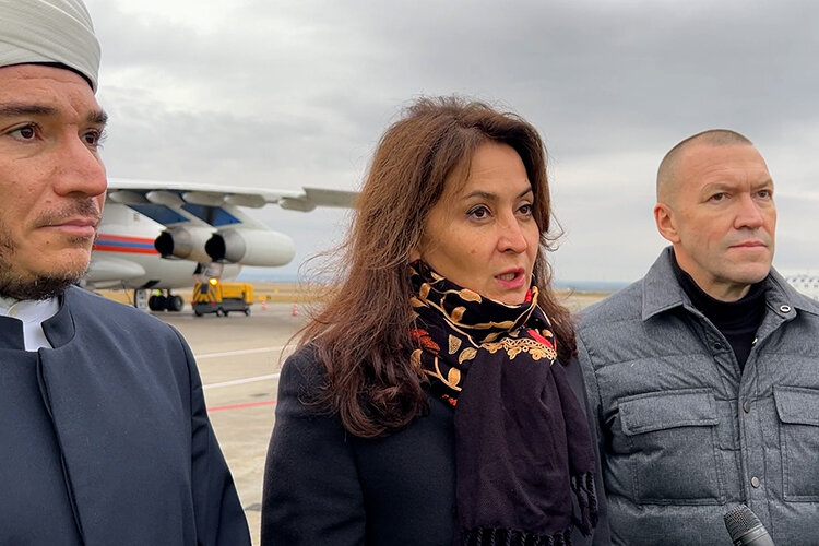    Лейла Фазлеева поблагодарила всех, кто жертвовал свои средства для помощи палестинскому народу, и сообщила, что груз «направляется как первый транш помощи от жителей Республики Татарстан тем, кто нуждается в этой помощи»