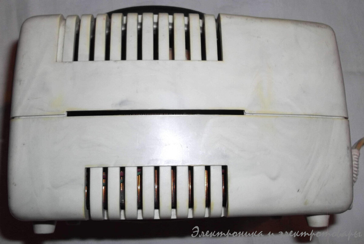 Автотрансформатор регулировочный бытовой АРБ-400