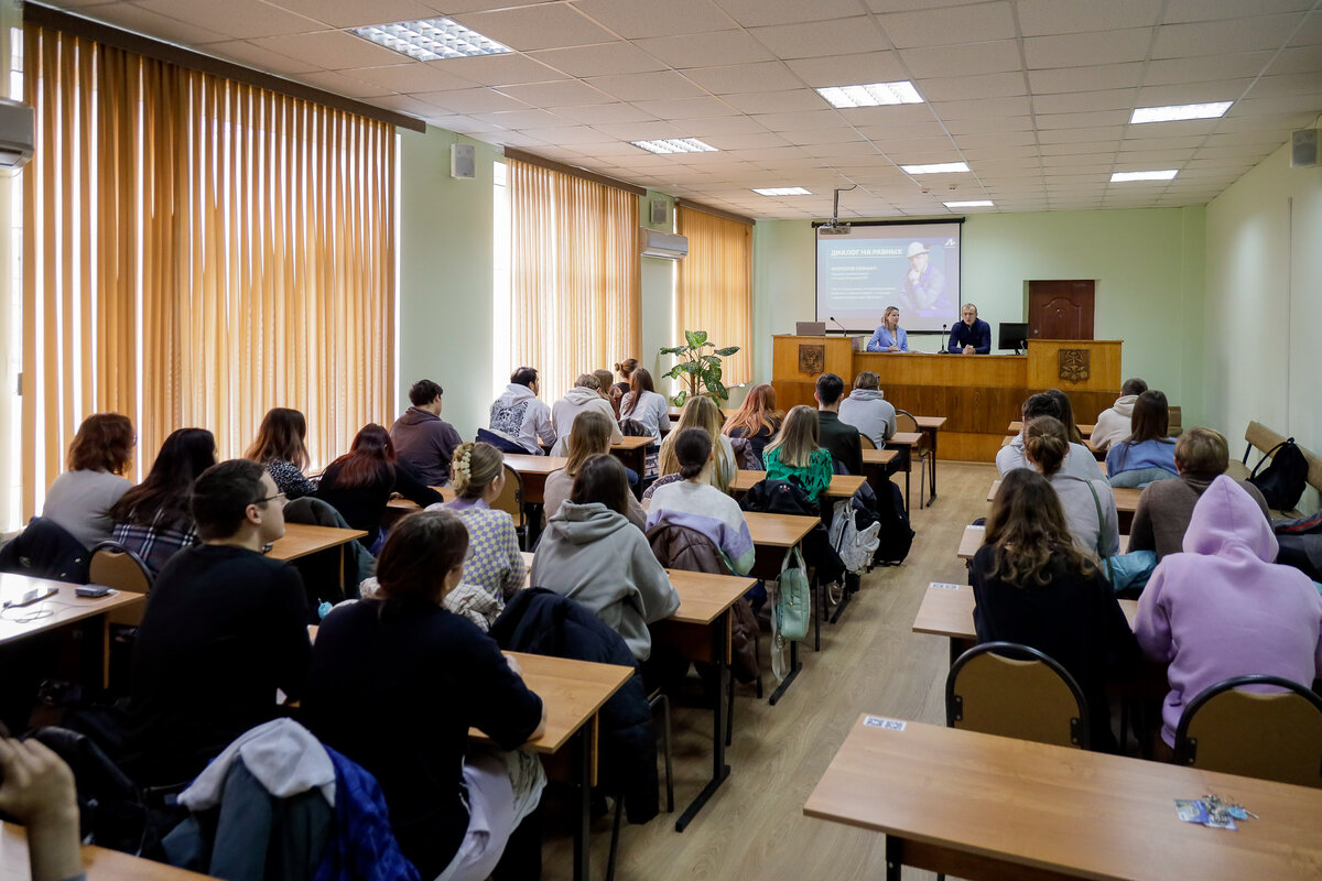 Новомосковский институт РХТУ факультеты. Институт Новомосковск им Менделеева.