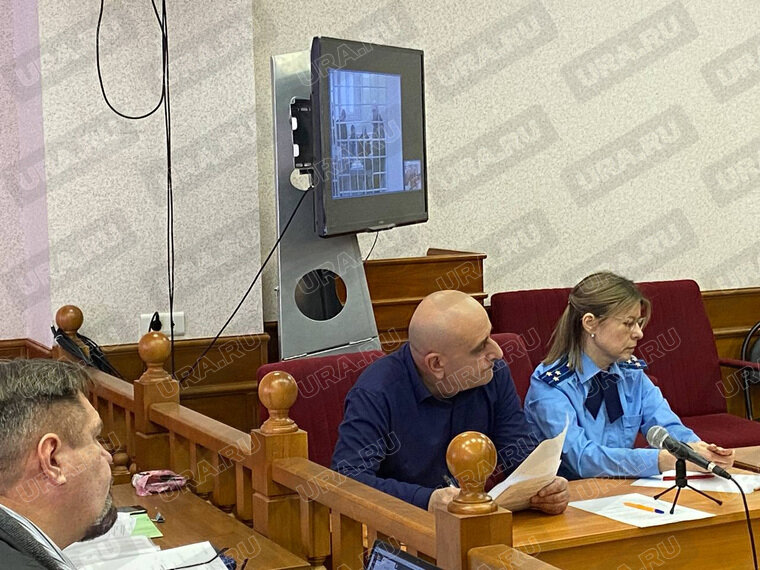    Осужденные участвовали по видеосвязи