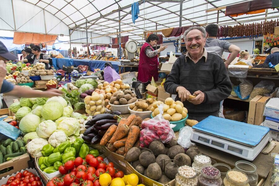 Продуктовый рынок в пятигорске