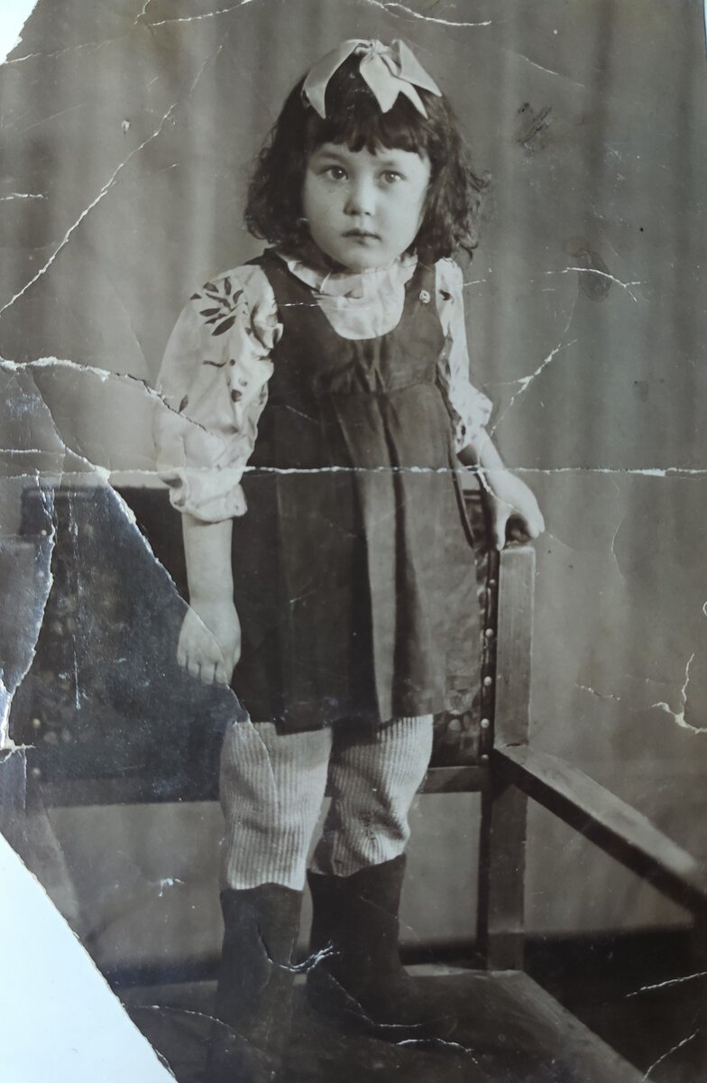 Маленькая мама.