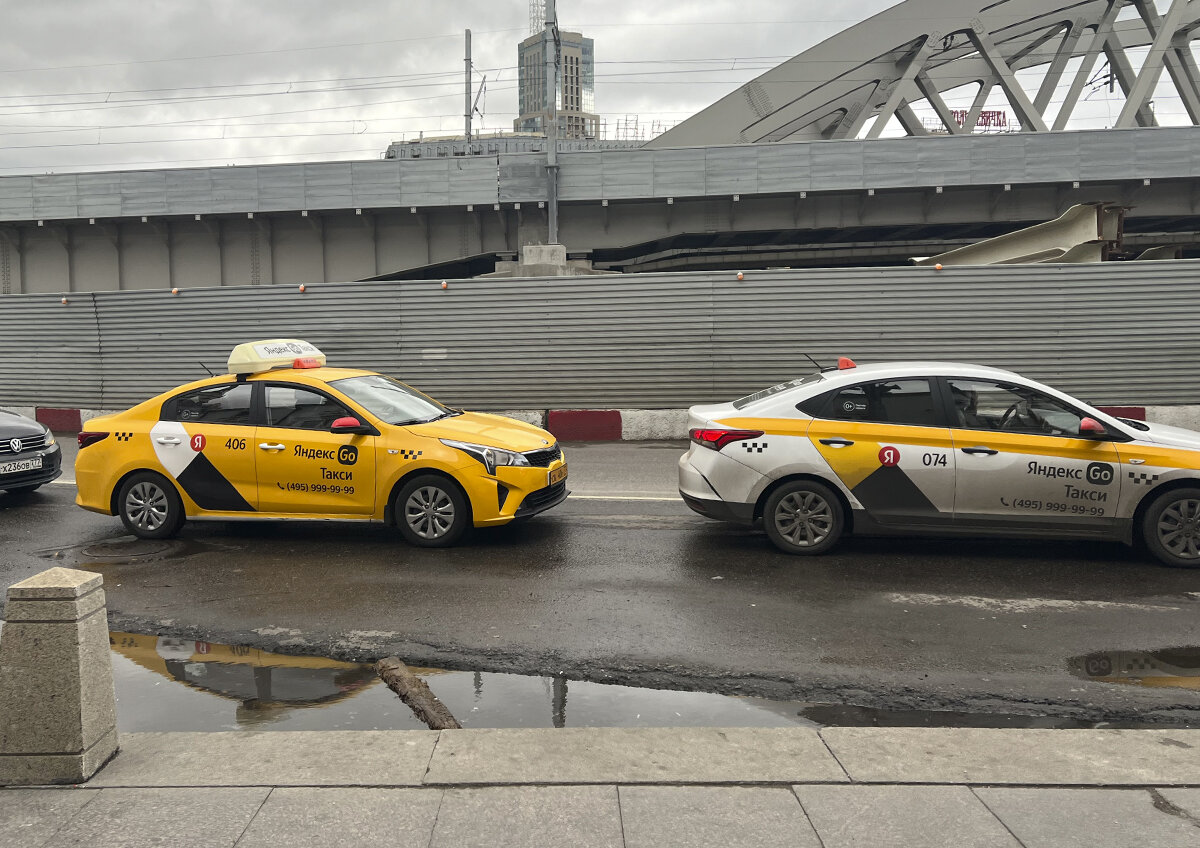    В Национальном автомобильном союзе заявили, что такси в России станет роскошью