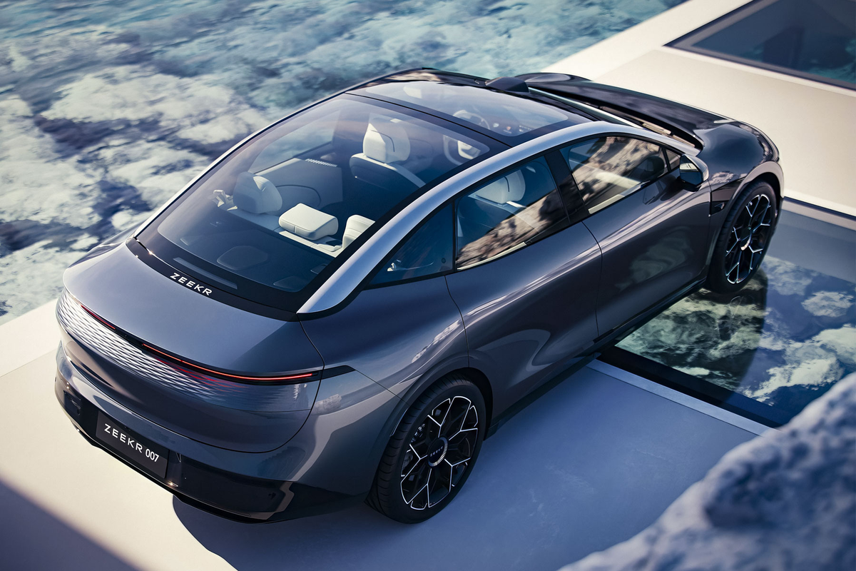 Zeekr 007