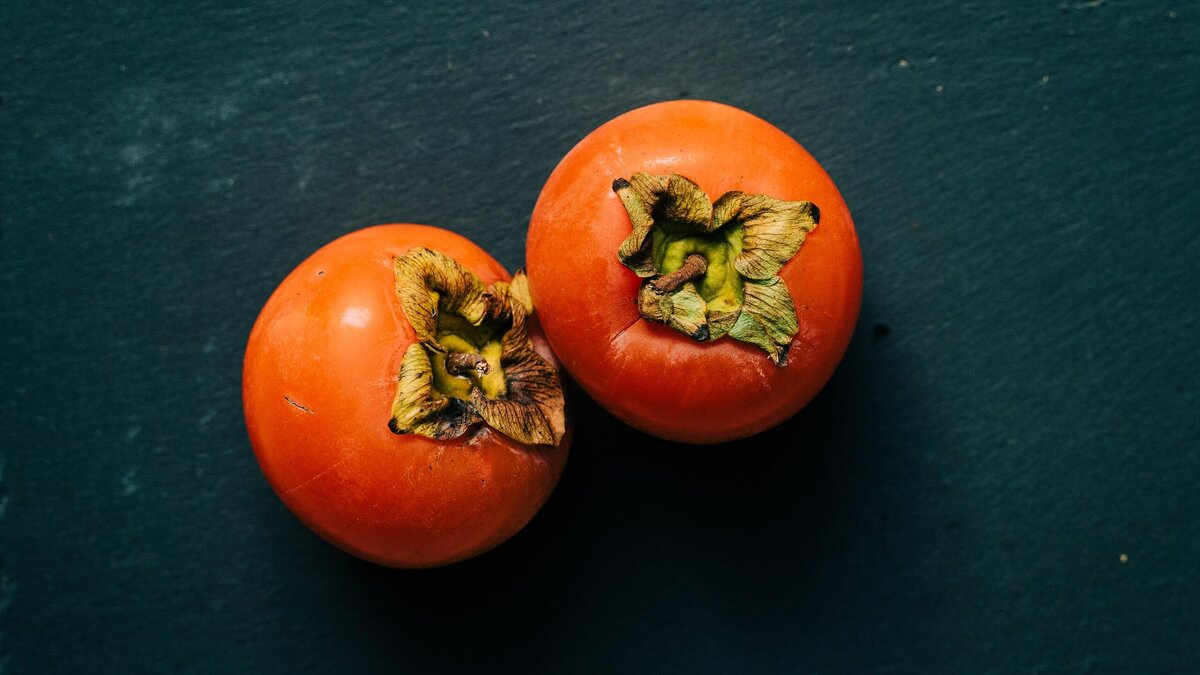    Для кого хурма будет особенно полезна? Отвечает врач-диетолог© Unsplash / Габриэлла Клэр Марино