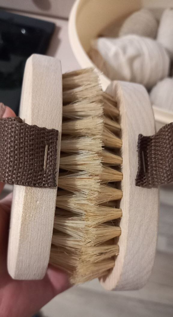 Я сразу делаю двумя, для экономии времени. В общем, на массаж у меня уходит не более 7 минут 