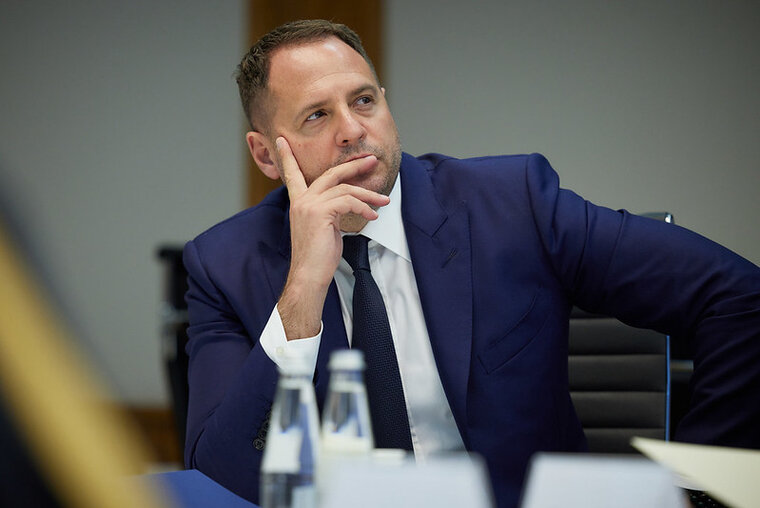   Последние 30 метров являются самыми тяжелыми, заявил Андрей Ермак