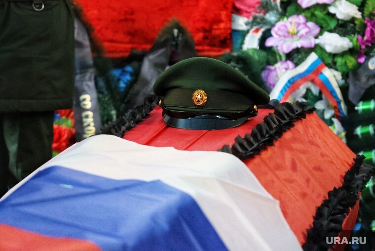    В Кургане состоялось прощание с погибшим на СВО подполковником полиции в отставке