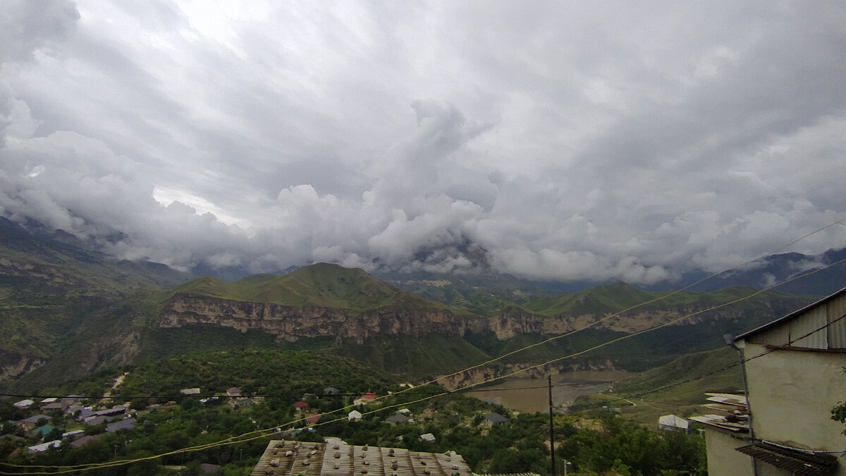 Вид с веранды гостевого дома "Родовое гнездо"