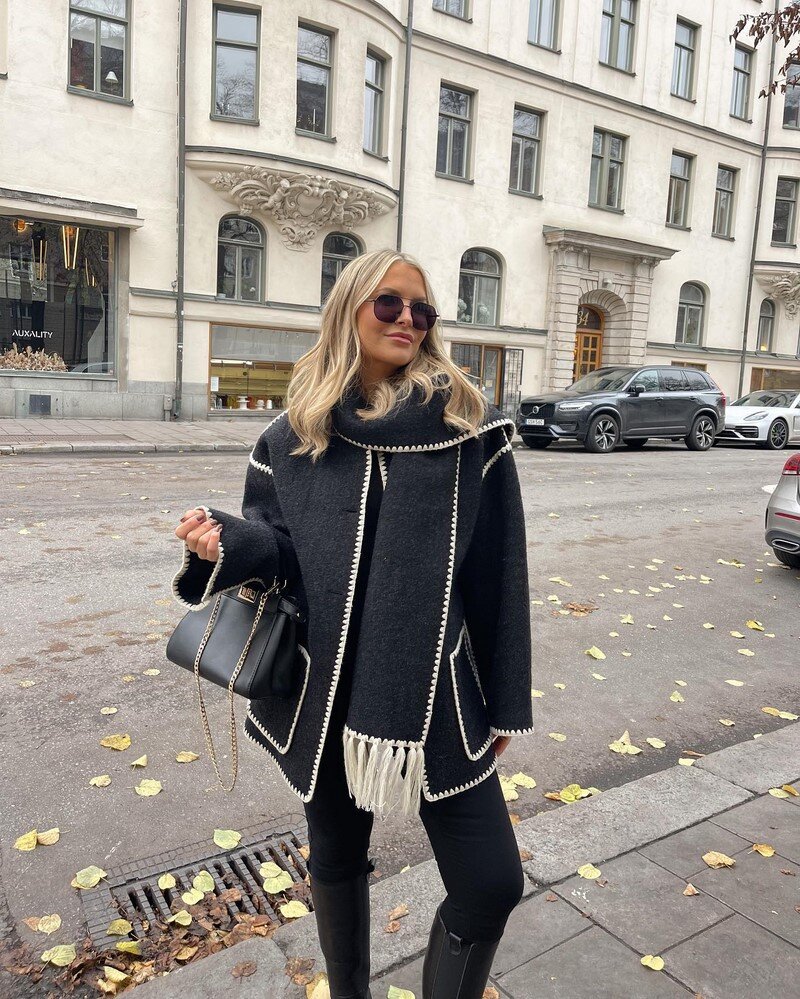 модные шарфы 2022. шарфы 2024 тренды. шарфы 2024 тренды. шарфы 2024 тренды. шарф женский.