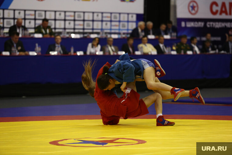    Российская самбистка Светлана Уварова завоевала бронзовую медаль на ЧМ по самбо (архивное фото)