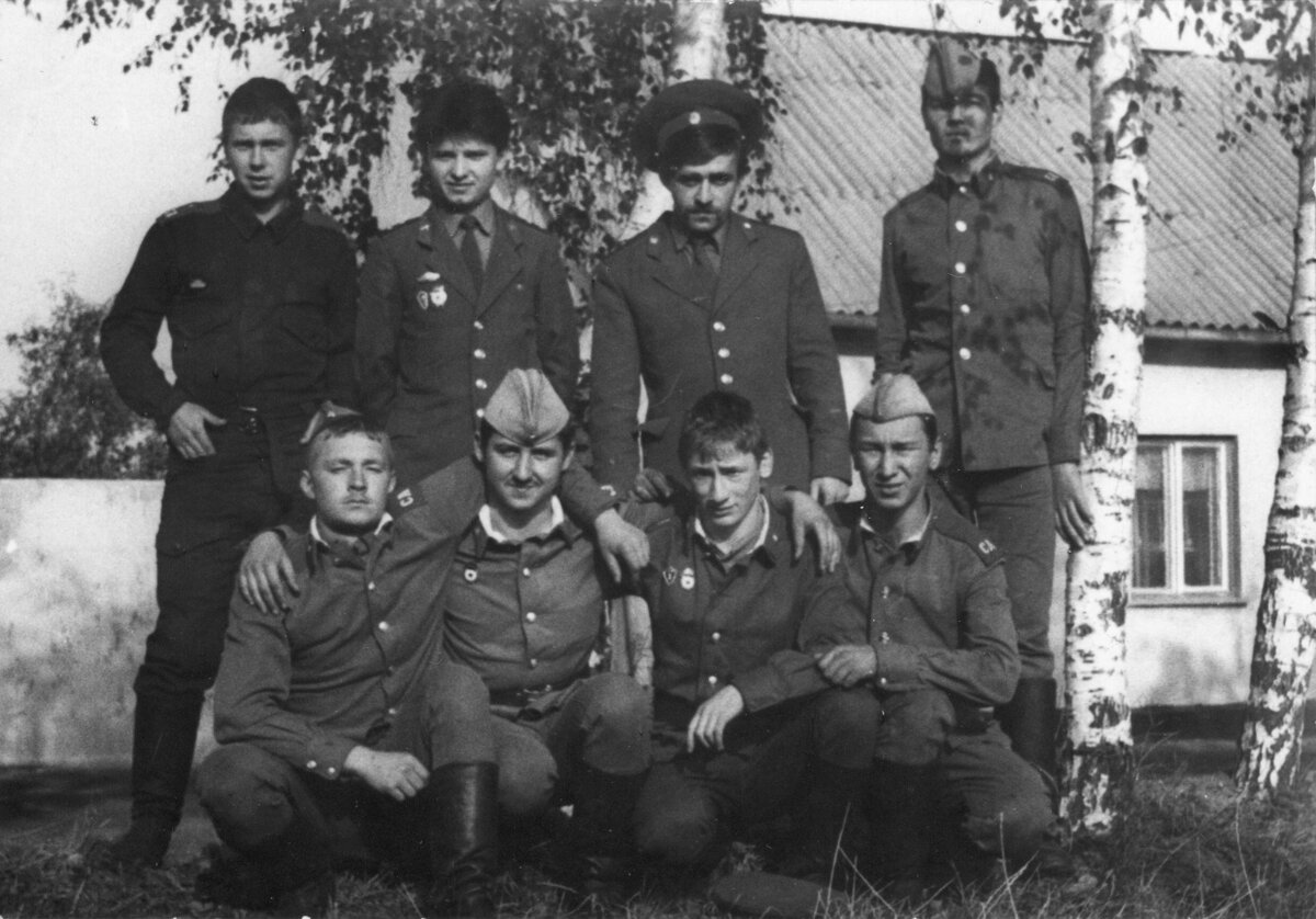 С личным составом стрельбища и старшиной Алиевым...