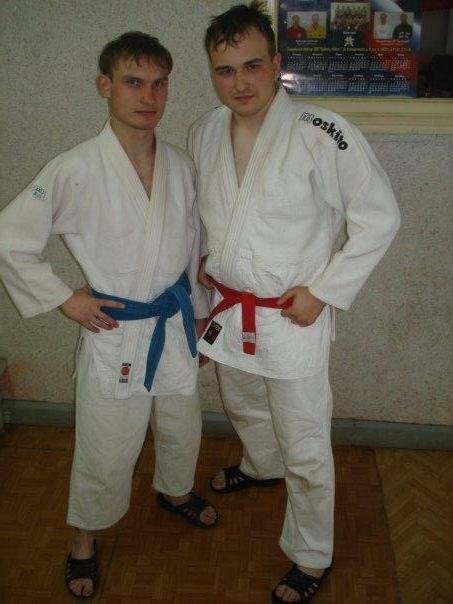 Фото с областных соревнований по дзюдо когда я стал призером турнира в составе команды ИвГУ