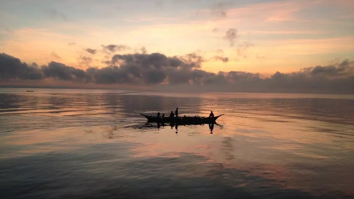     Рыбак в Ростовской области выловил из Таганрогского залива беспилотник, сообщает Baza.
