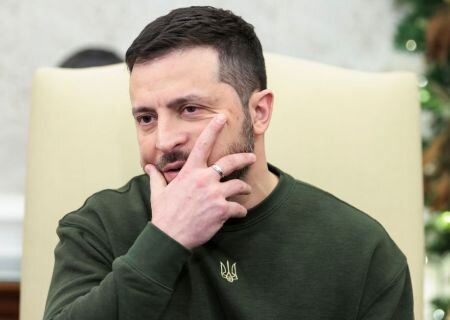    От Зеленского требуют отправить на фронт депутатов и чиновников