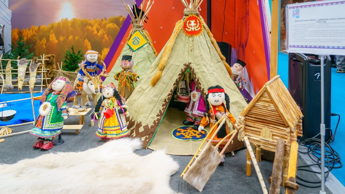    В Ханты-Мансийске начался туристский форум «ЮграТур-2023»