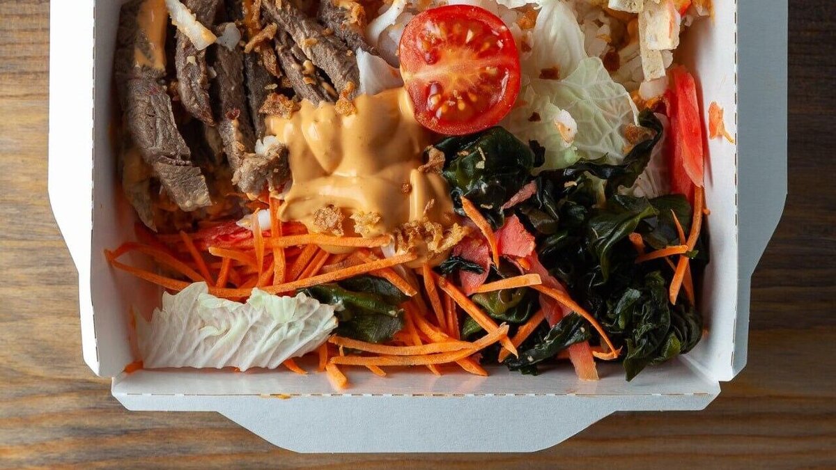    Шеф-повар поделился лучшими комбинациями для поке© News-hub ED