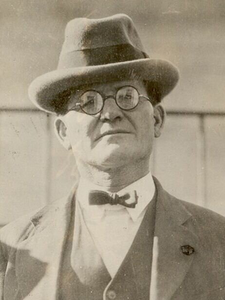 Уильям Кинг Хейл, 1922 год