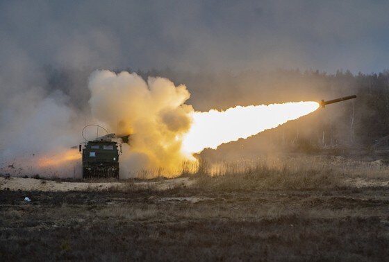    Реактивная система залпового огня HIMARS
