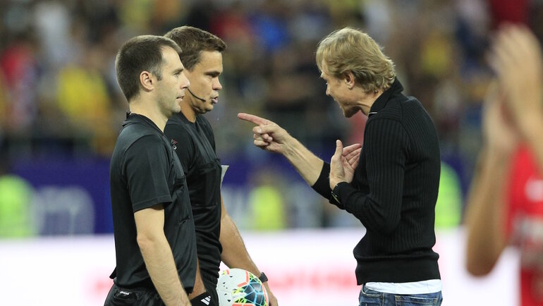    Кирилл Левников и Валерий Карпин. ФК «Спартак»