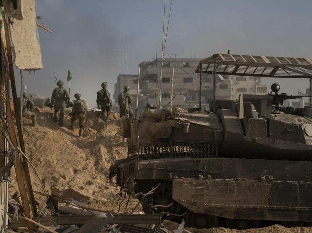    Израильские военные на территории сектора Газа© AP Photo / Israel Defense Forces