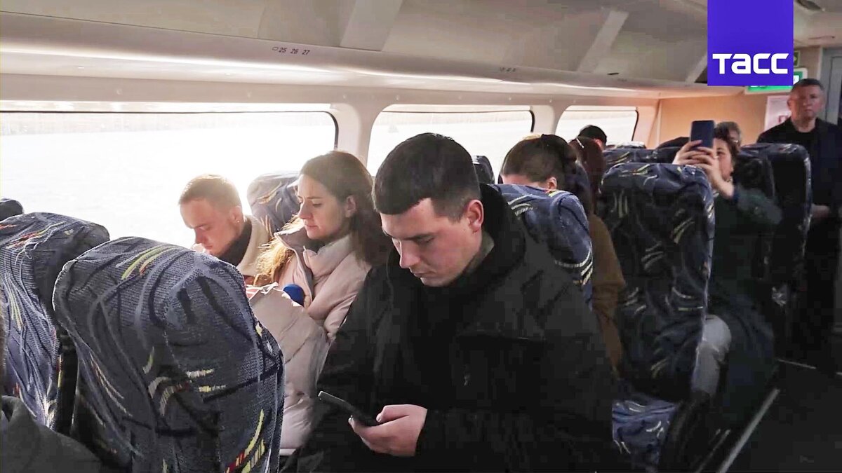 Стоп-кадр из видео ТАСС о тестовом рейсе «Валдая 45Р», 10 ноября 2023 года, Ростов-на-Дону 