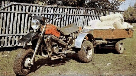 Мотоцикл "Тула" с самодельной ходовой частью. Фото автора. 1989 год.