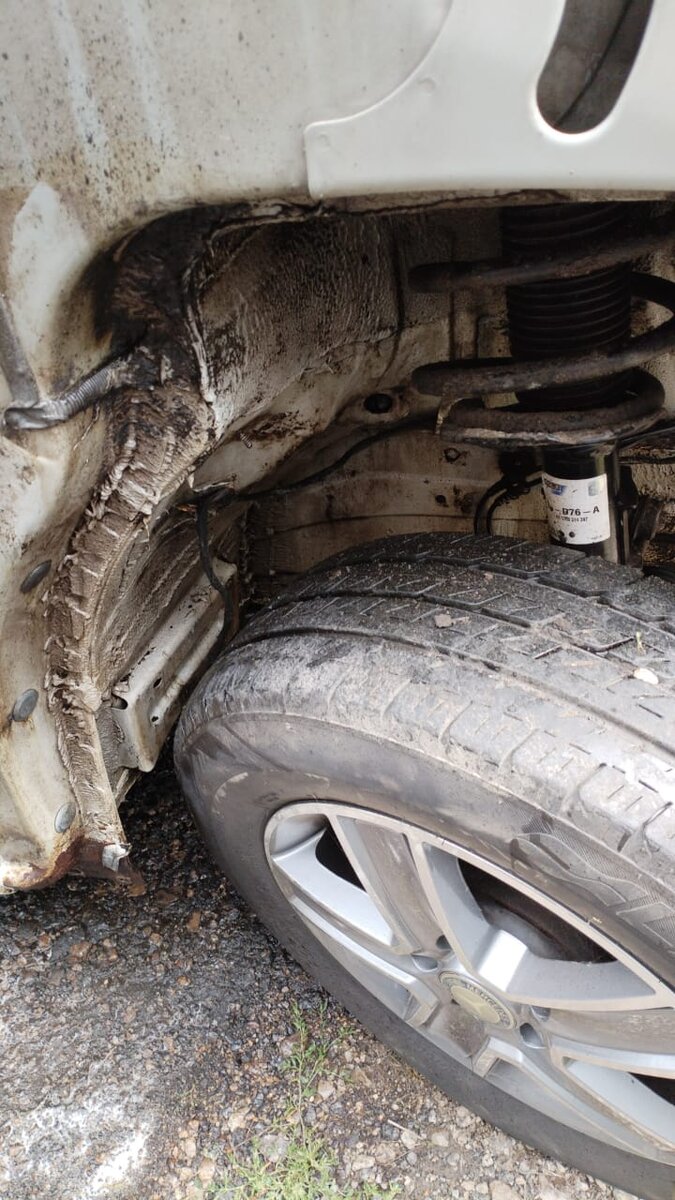 Грязи и старого антикора бояться не стоит