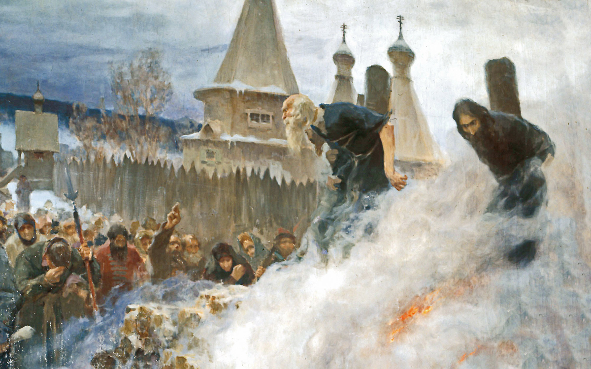 Продолжаем Читатель  «Ляля Стасова», написавшая в последние дни очень много гневных  комментариев, спрашивает в очередной раз: «Люди, ломающие церкви,  сжигающие иконы — кто они?