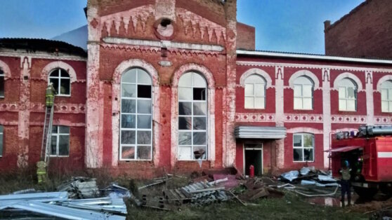    Возникший после обстрела ВСУ пожар на предприятии в Курской области потушен Андрей Бурков