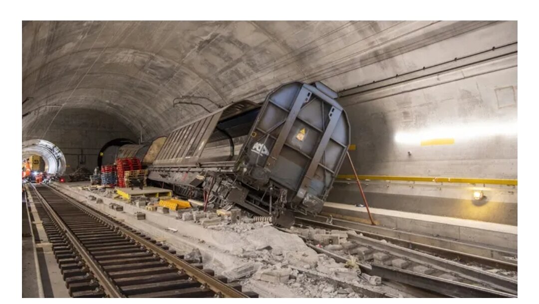 Швейцарский федеральный железнодорожный оператор, известный под немецкоязычной аббревиатурой SBB, заявил, что ущерб от крушения 10 августа в Готардском туннеле, главной железнодорожной магистрали Швейцарии с севера на юг, «гораздо более значителен, чем предполагалось на первый взгляд».