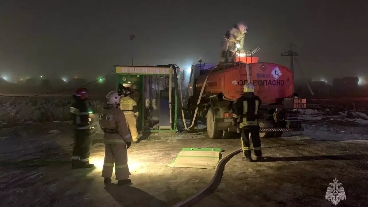    Пожар на автоматической автозаправочной станции произошел в пятницу вечером в тюменской деревне Есаулово (Тюменский район).