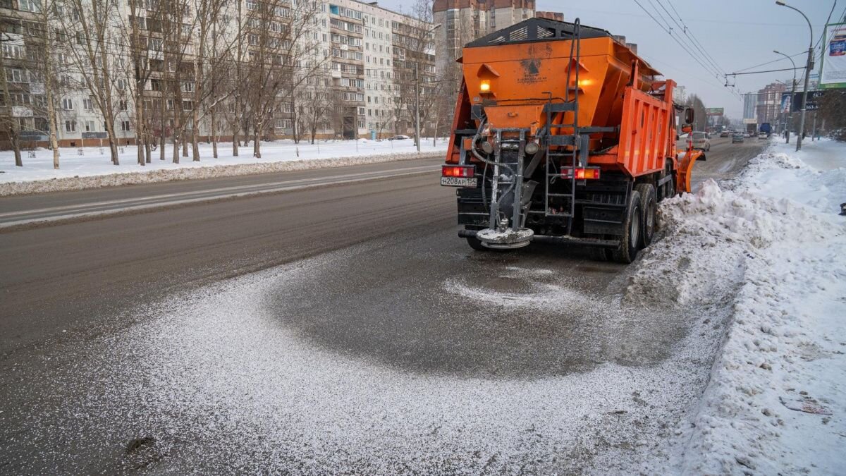 Дороги в центре Владивостока этой зимой будут обрабатывать гранулами вместо  жидкого реагента и песка | ALDITA.RU - экскурсии во Владивостоке | Дзен