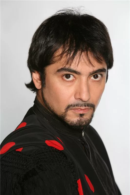 Известный таджикский. Фархат Махмудов актер.