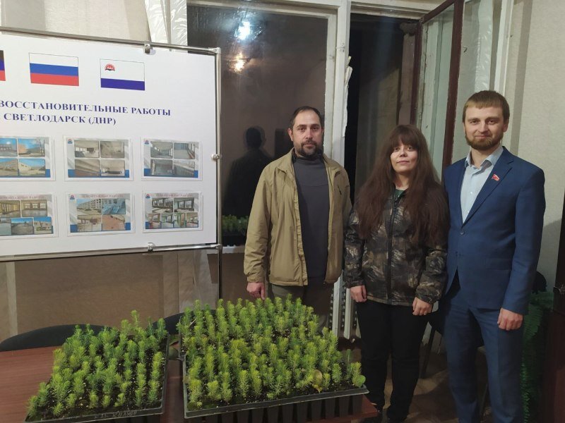    Лесам в Донбассе быть! Добровольцы озеленяют выжженный войной регион. «Антифашист» узнал, как им это удаётся