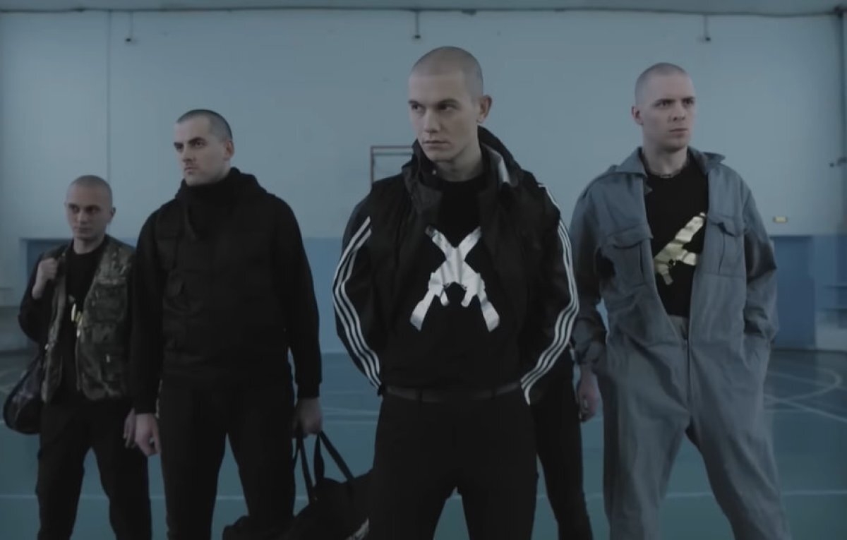 Страшно shortparis. Шортпарис группа. Солист группы Shortparis.