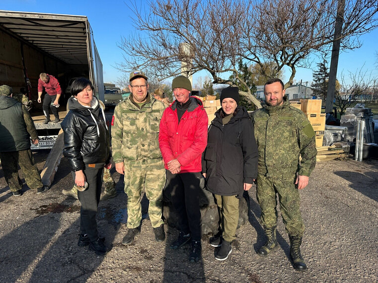    Алексей Коробейников (справа) вернется в прифронтовую зону в январе 2024-го