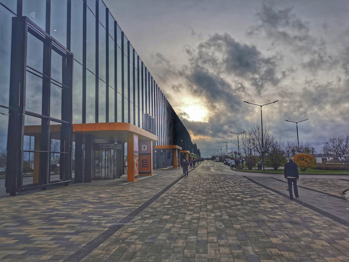 Но на самом деле оно большое.