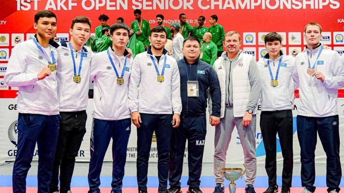    Казахстанские каратисты:Пресс-служба Министерства туризма и спорта Республики Казахстан