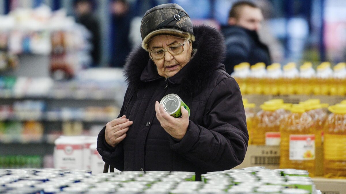    Это на Новый год: хозяйкам дали совет покупать продукты, не откладывая© РИА Новости | Константин Чалабов