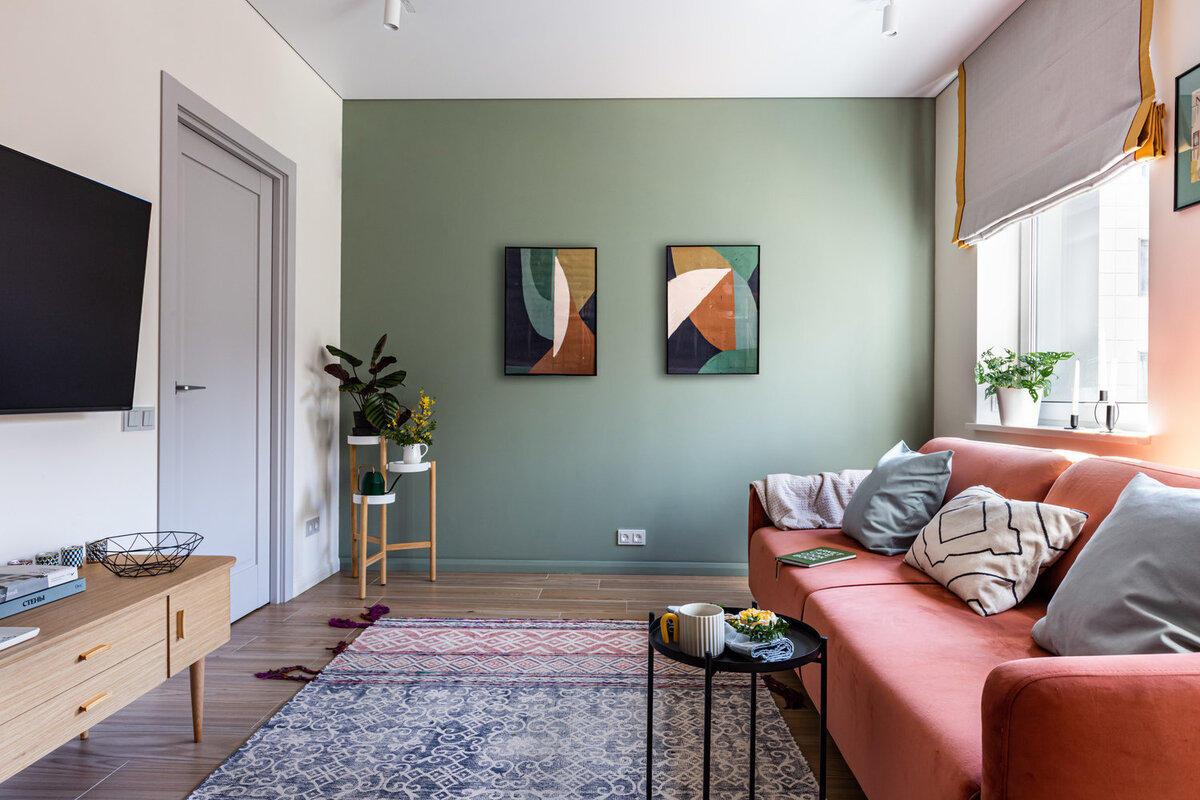 Листайте галерею →