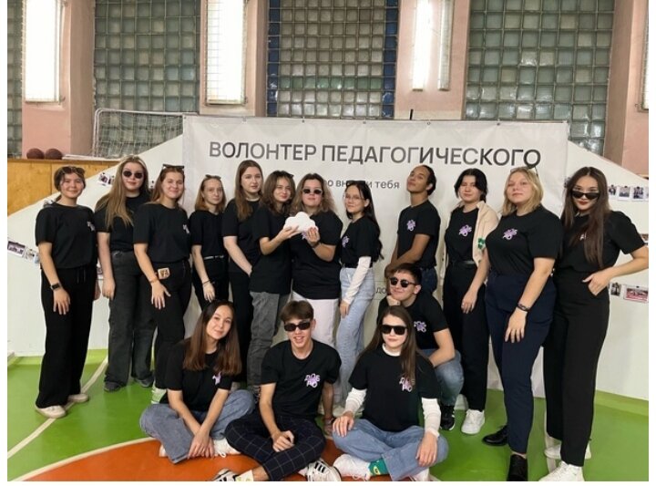 Фото со страницы Факультета.