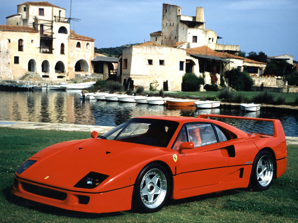 Последний шедевр Энцо. Культовый Ferrari F40 выставили на продажу — очень  дорого