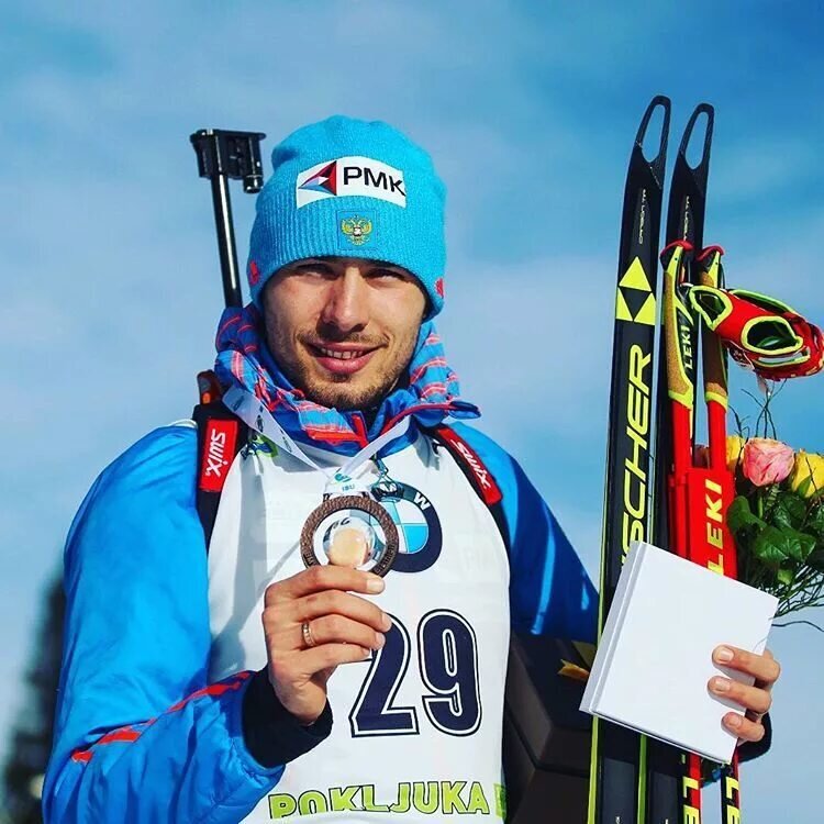 Известные русские спортсмены. Антон Владимирович Шипулин. Шипулин Антон биатлон. Антон Шипулин Олимпийский чемпион. Андрей Шипулин биатлонист.