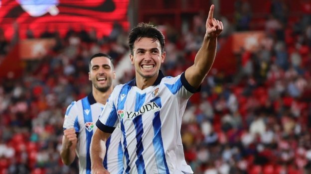    Игроки «Реал Сосьедад» радуются голу в ворота «Альмерии».ФК «Реал Сосьедад»