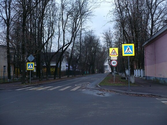 Снимал на тапок. Примерно в 16:30.