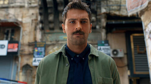 Месут (Онур Туна) (источник: ru.kinorium.com)